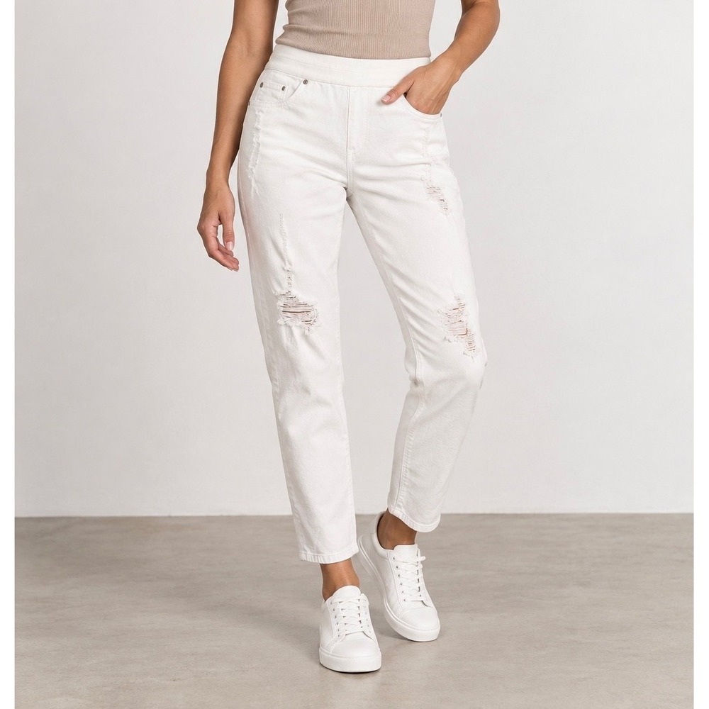 Tribal Jeans White Distressed Pull On Ankle Jeans Size 6